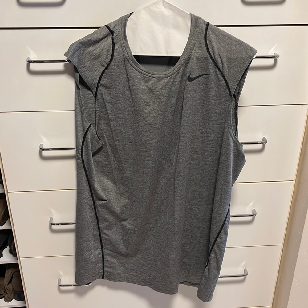 Nike Pro dri-fit fitted shirt.